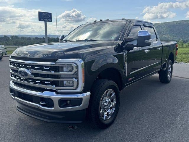 2023 Ford Super Duty F-250 SRW LARIAT 4WD Crew Cab 6.75' Box