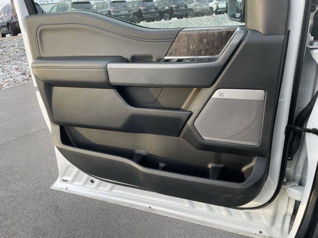 2024 Ford Super Duty F-350 SRW LARIAT 4WD Crew Cab 6.75' Box