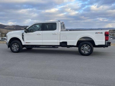 2024 Ford Super Duty F-350 SRW LARIAT 4WD Crew Cab 6.75' Box