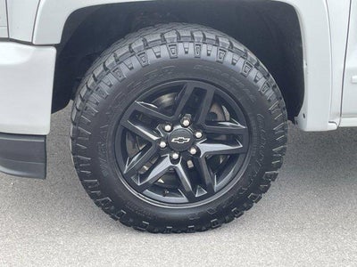 2017 Chevrolet Silverado 1500 Double Cab Standard Box 4-Wheel Drive LT Z71