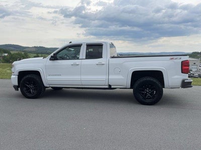 2017 Chevrolet Silverado 1500 Double Cab Standard Box 4-Wheel Drive LT Z71