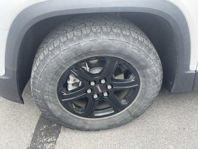 2023 GMC Acadia AWD AT4