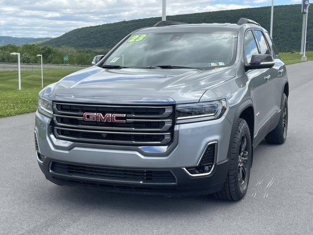 2023 GMC Acadia AWD AT4