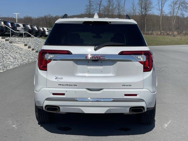 2023 GMC Acadia AWD Denali