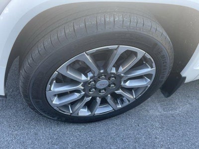 2023 GMC Acadia AWD Denali