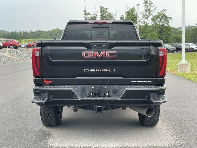 2025 GMC Sierra 2500 HD Crew Cab Standard Box 4-Wheel Drive Denali