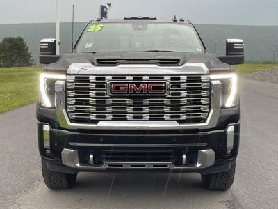 2025 GMC Sierra 2500 HD Crew Cab Standard Box 4-Wheel Drive Denali