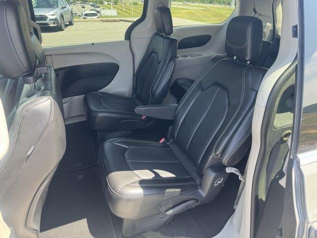 2023 Chrysler Pacifica Touring L FWD