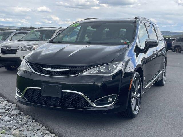 2018 Chrysler Pacifica Limited FWD