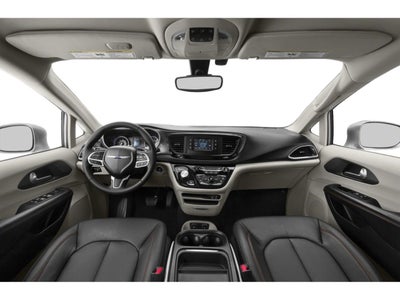 2018 Chrysler Pacifica Limited FWD