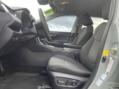 2021 Toyota RAV4 XLE AWD (Natl)