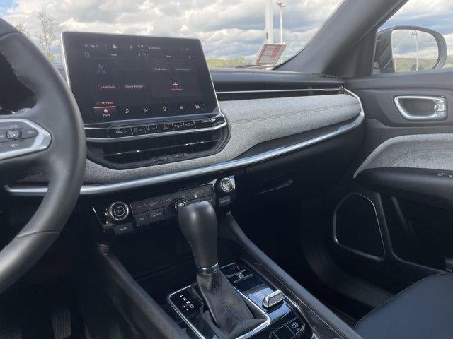 2023 Jeep Compass Latitude Lux 4x4