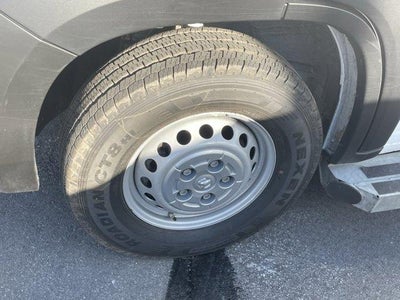 2025 RAM ProMaster Cargo Van Tradesman 2500 Low Roof 136" WB w/Pass Seat