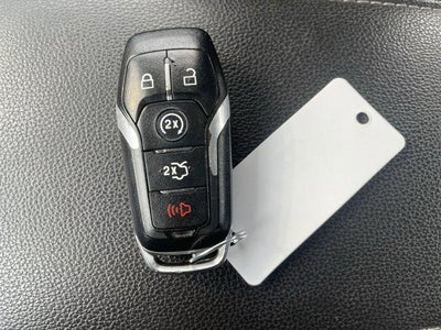 2016 Ford Fusion 4dr Sdn Titanium FWD