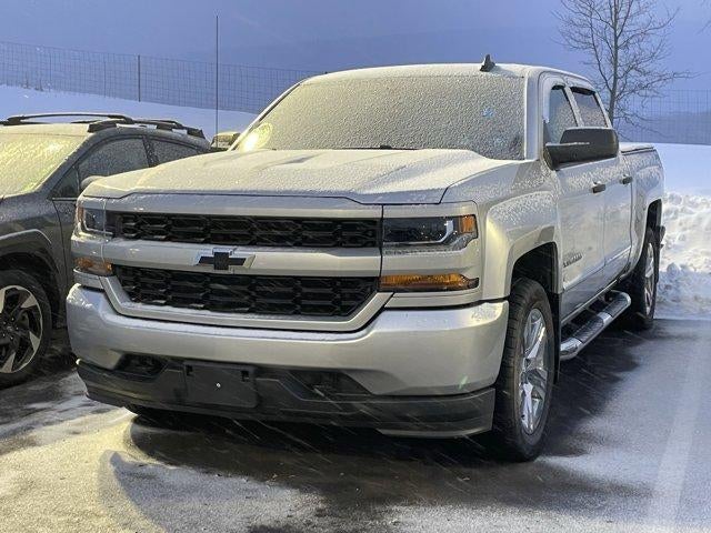 2018 Chevrolet Silverado 1500 Crew Cab Short Box 4-Wheel Drive Custom