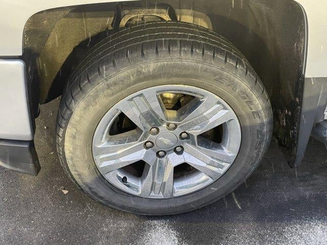 2018 Chevrolet Silverado 1500 Crew Cab Short Box 4-Wheel Drive Custom