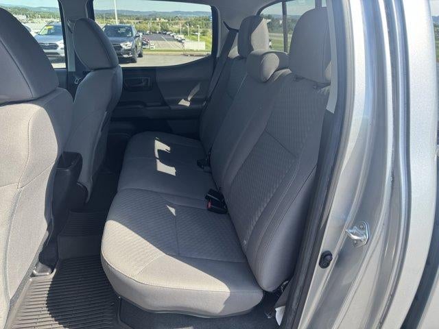 2022 Toyota Tacoma 4WD 4WD SR Double Cab 5' Bed V6 AT (GS)