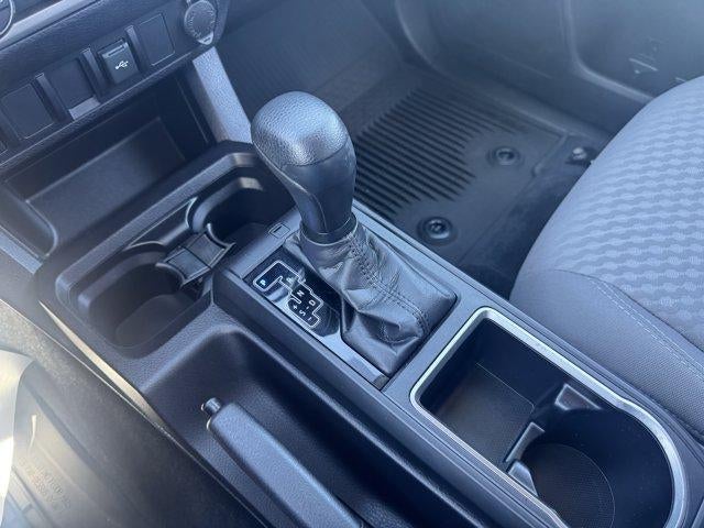 2022 Toyota Tacoma 4WD 4WD SR Double Cab 5' Bed V6 AT (GS)