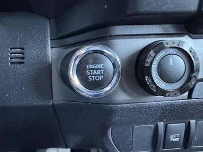 2021 Toyota Tacoma 4WD 4WD TRD Off Road Double Cab 5' Bed V6 AT (Natl)