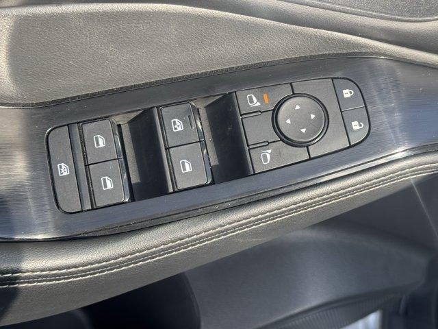 2025 Nissan Rogue AWD SV