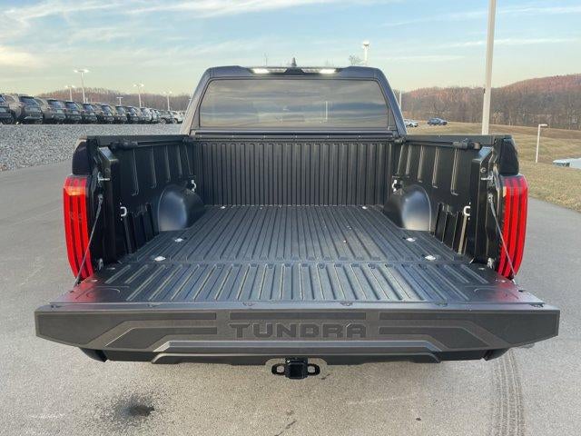 2025 Toyota Tundra 4WD 4WD SR5 CrewMax 5.5' Bed (SE)