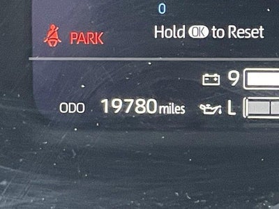 2025 Toyota Sequoia Platinum 4WD (Natl)