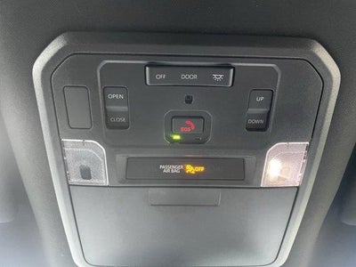 2025 Toyota Sequoia Platinum 4WD (Natl)