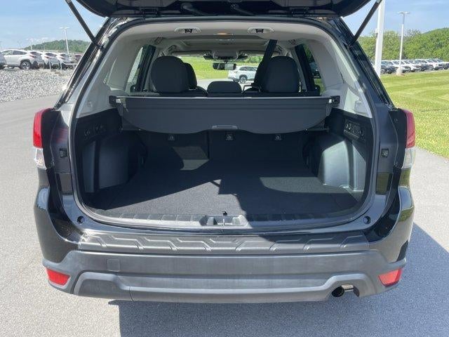 2023 Subaru Forester Premium CVT