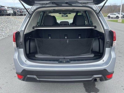 2023 Subaru Forester Premium CVT
