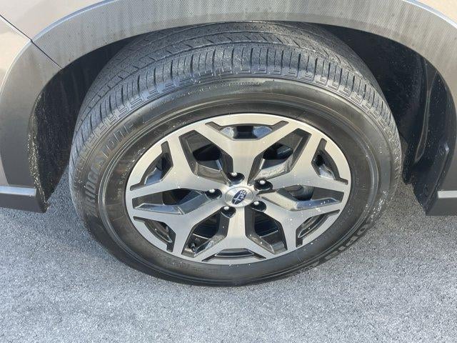 2024 Subaru Forester Premium AWD