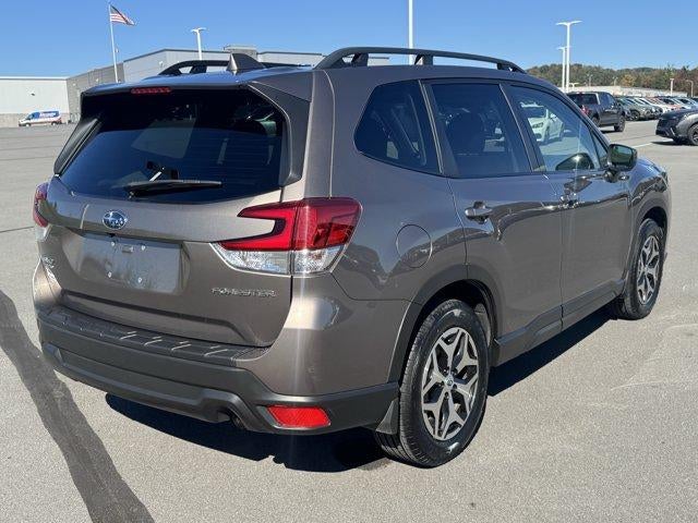 2023 Subaru Forester Premium CVT