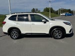 2022 Subaru Forester Premium CVT