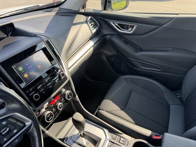 2022 Subaru Forester Premium CVT