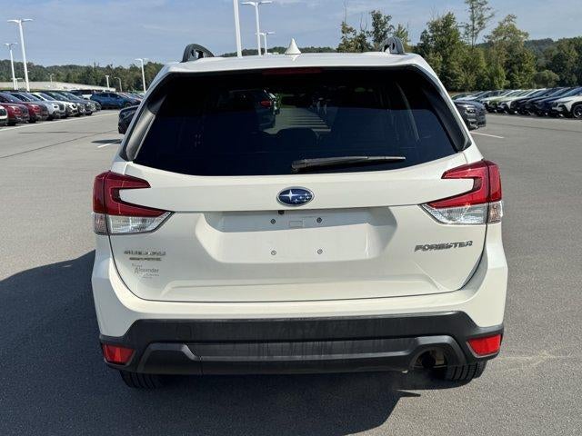 2022 Subaru Forester Premium CVT