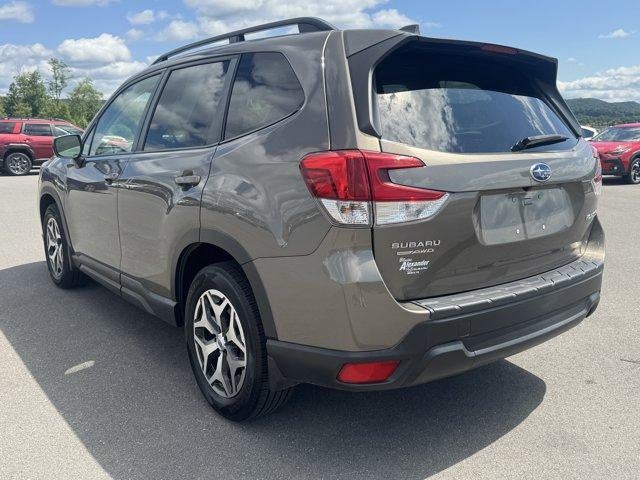 2021 Subaru Forester Premium CVT