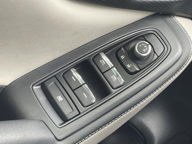 2023 Subaru Forester Limited CVT