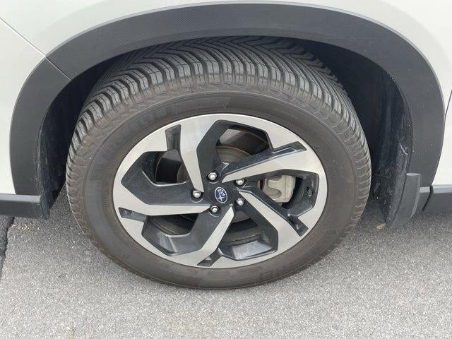 2023 Subaru Forester Touring CVT