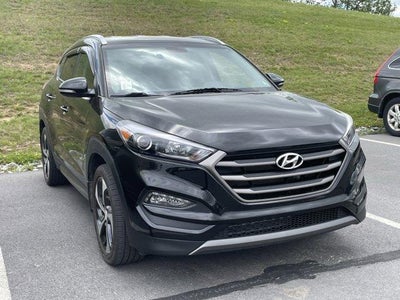 2016 Hyundai TUCSON FWD 4dr Sport