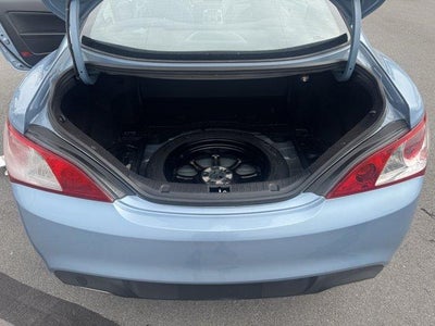 2010 Hyundai GENESIS Coupe 2dr 3.8L Man Track