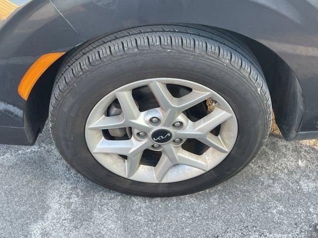 2023 Kia Soul LX IVT