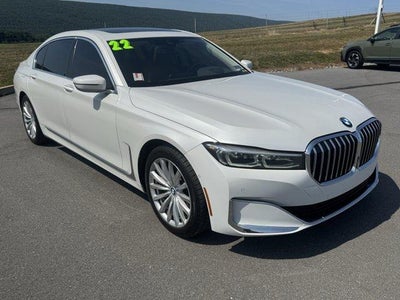 2022 BMW 740i xDrive Sedan