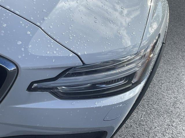 2022 Volvo V60 Cross Country T5 AWD