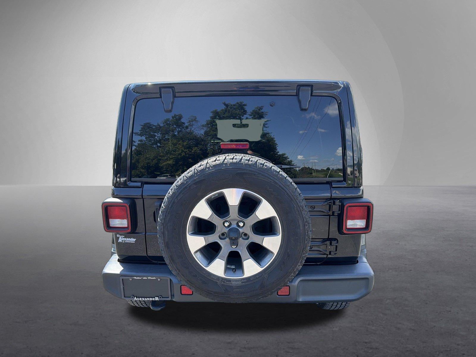 2022 Jeep Wrangler Unlimited Sahara 4x4