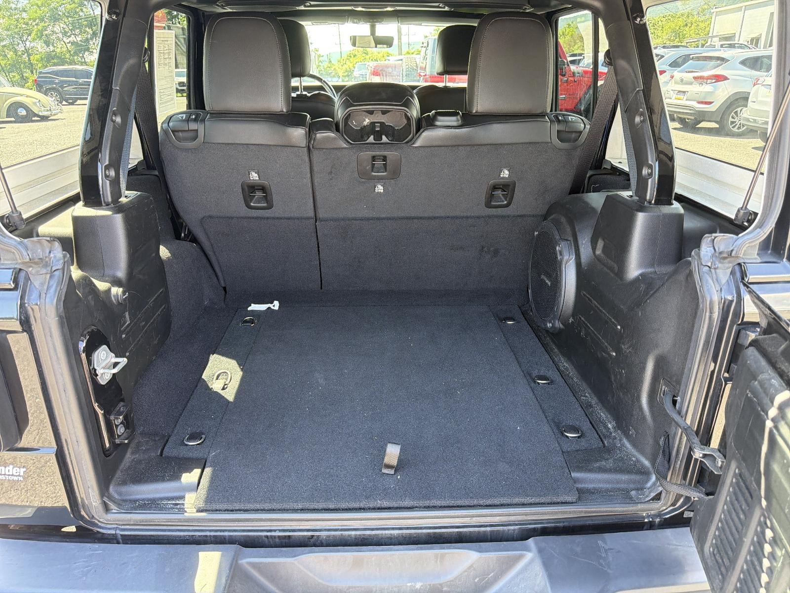 2022 Jeep Wrangler Unlimited Sahara 4x4