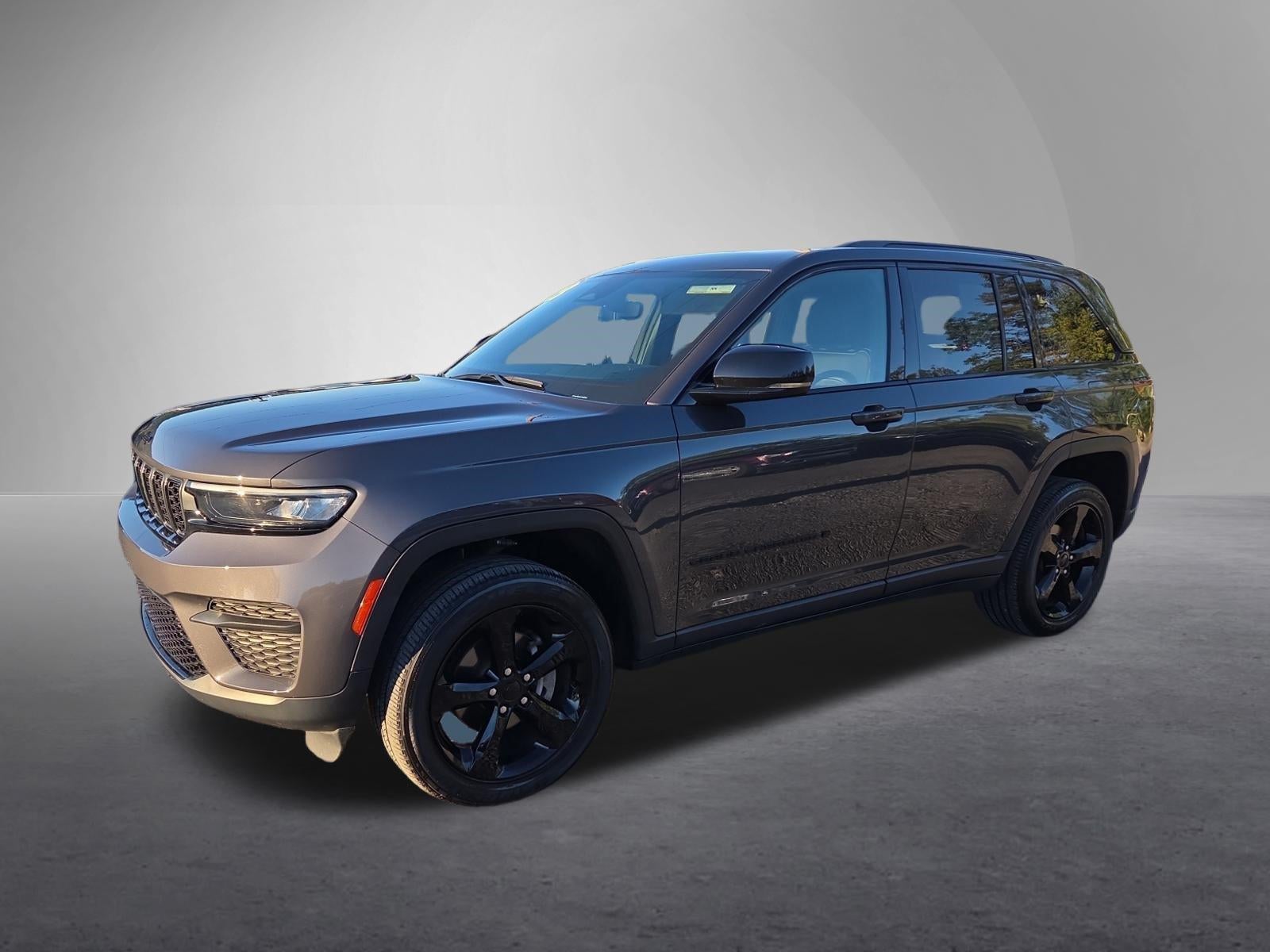 2023 Jeep Grand Cherokee Altitude X 4x4