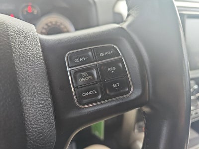 2017 RAM 1500 Big Horn 4x4 Crew Cab 5'7" Box