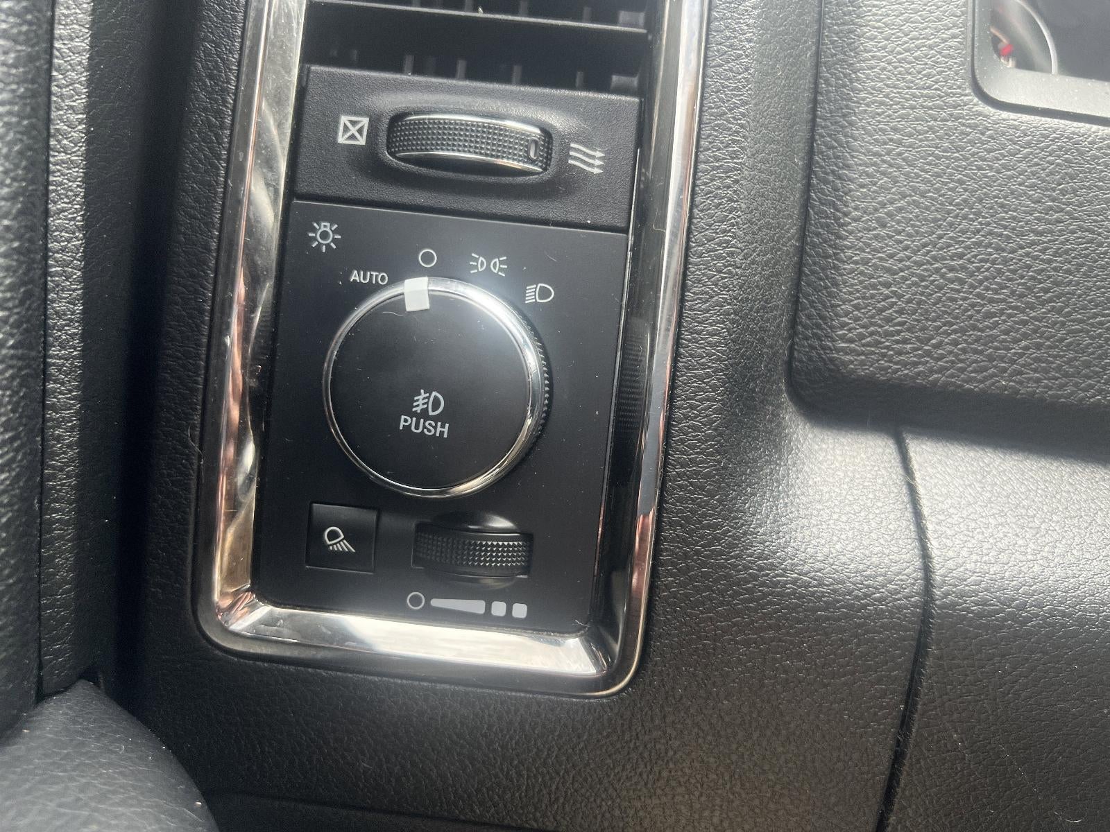 2017 RAM 1500 Sport 4x4 Crew Cab 6'4" Box