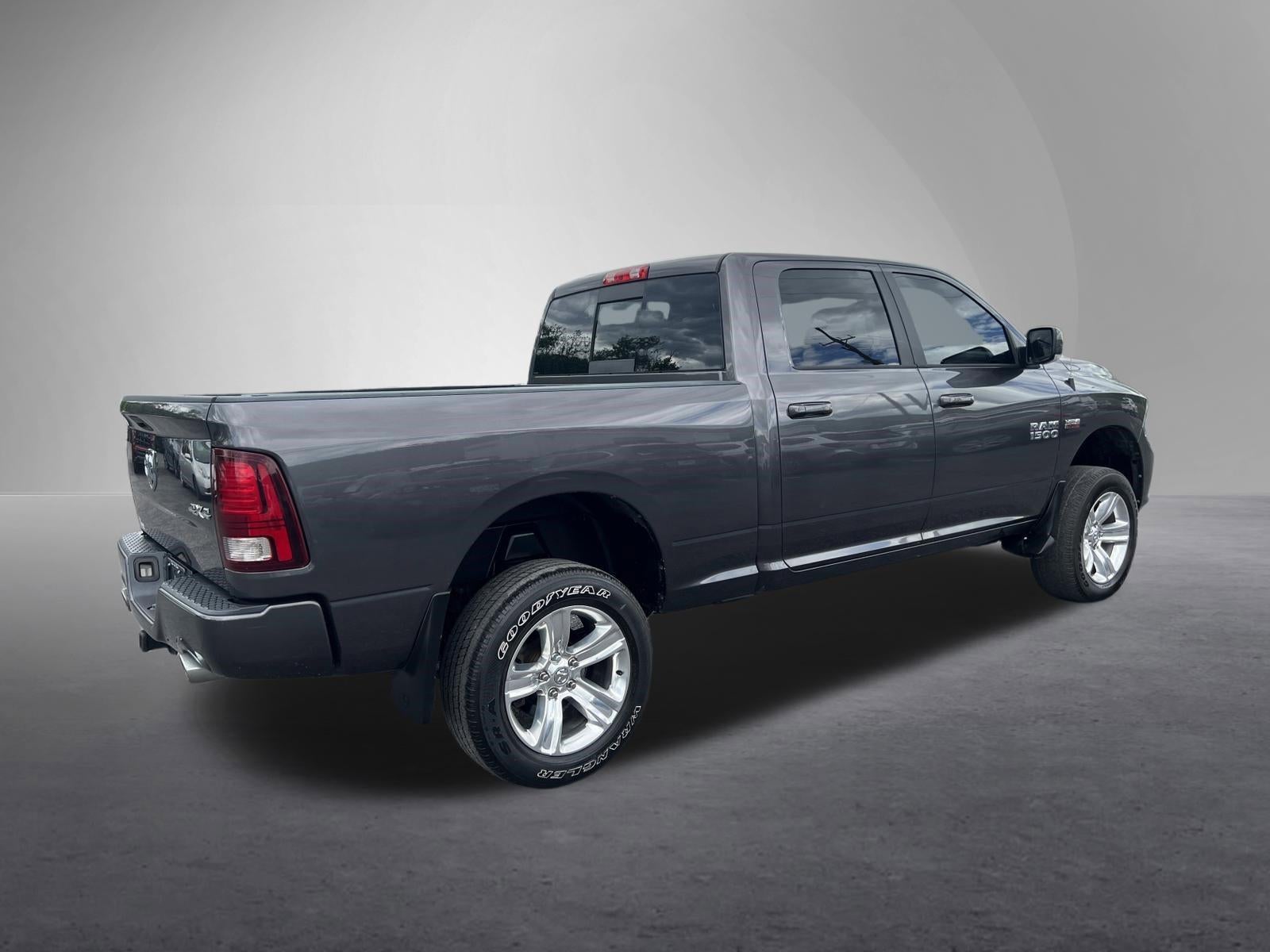 2017 RAM 1500 Sport 4x4 Crew Cab 6'4" Box