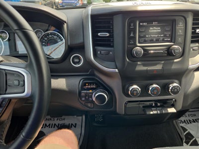 2022 RAM 1500 Big Horn 4x4 Quad Cab 6'4" Box
