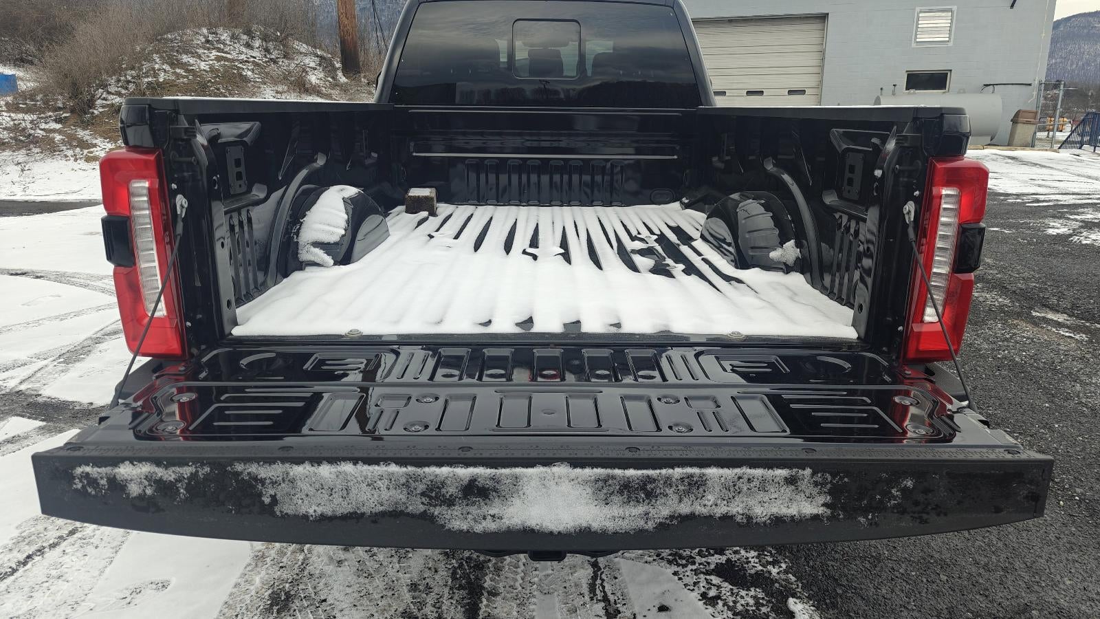 2024 Ford Super Duty F-350 SRW LARIAT 4WD Crew Cab 6.75' Box